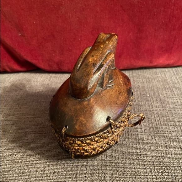 Vintage Indonesian Lombok Hand Carved Frog Woven Bamboo Lid Basket Trinket Box - Picture 5 of 12